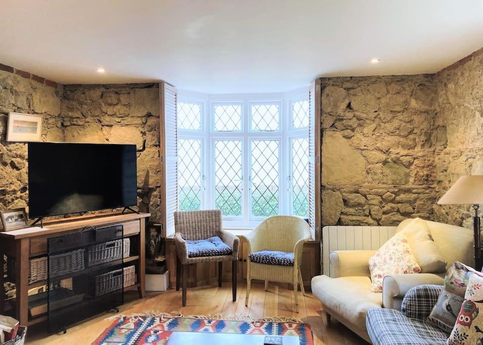 The Old Boat House, Seaview - Seafront Three Bedroom Cottage With Separate Two Bedroom Annexe מראה חיצוני תמונה